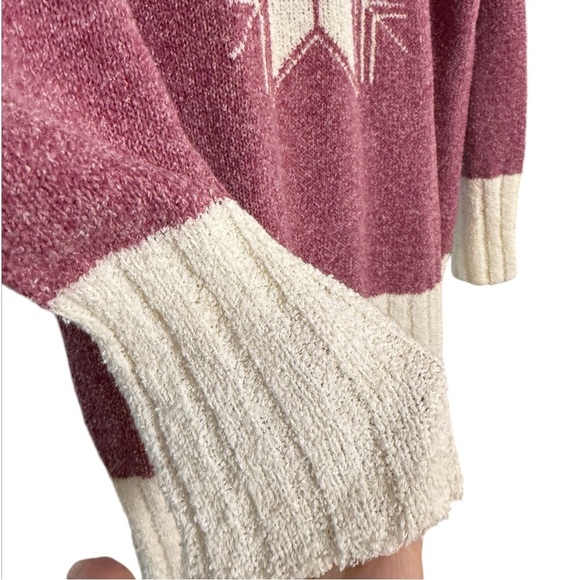 Vintage Snowflake Knit Tunic Length Sweater - Picture 2 of 9